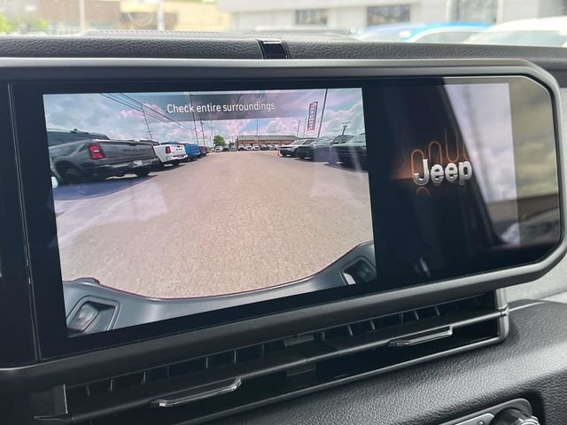 New 2026 Jeep Gladiator Sport AWD/4WD image 21