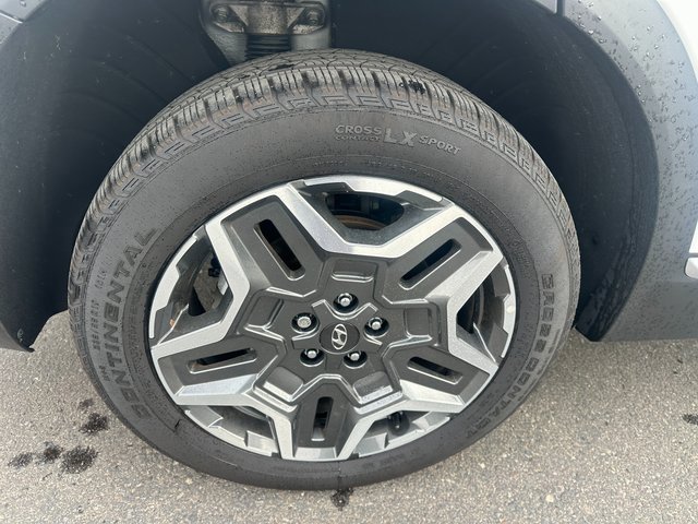 Used 2023 Hyundai Santa Fe Limited w/ Cargo Package image 10