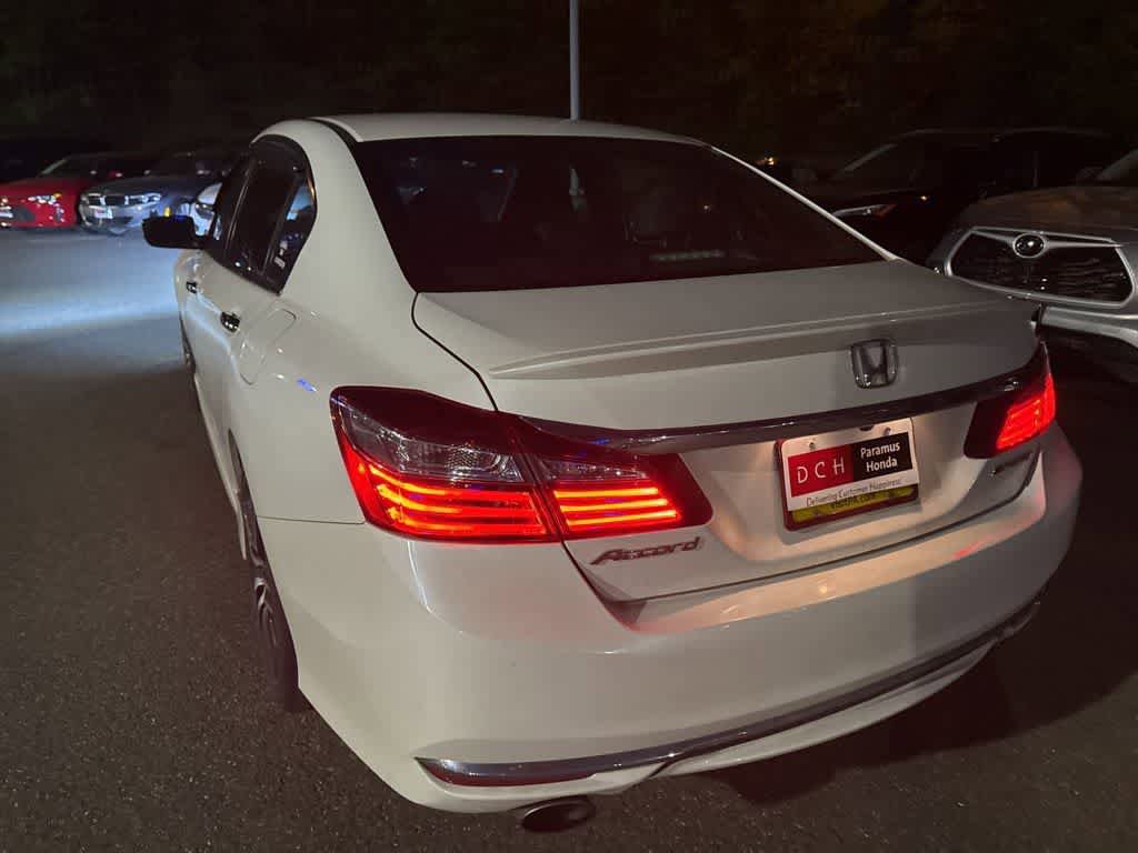 Used 2016 Honda Accord Sport image 19