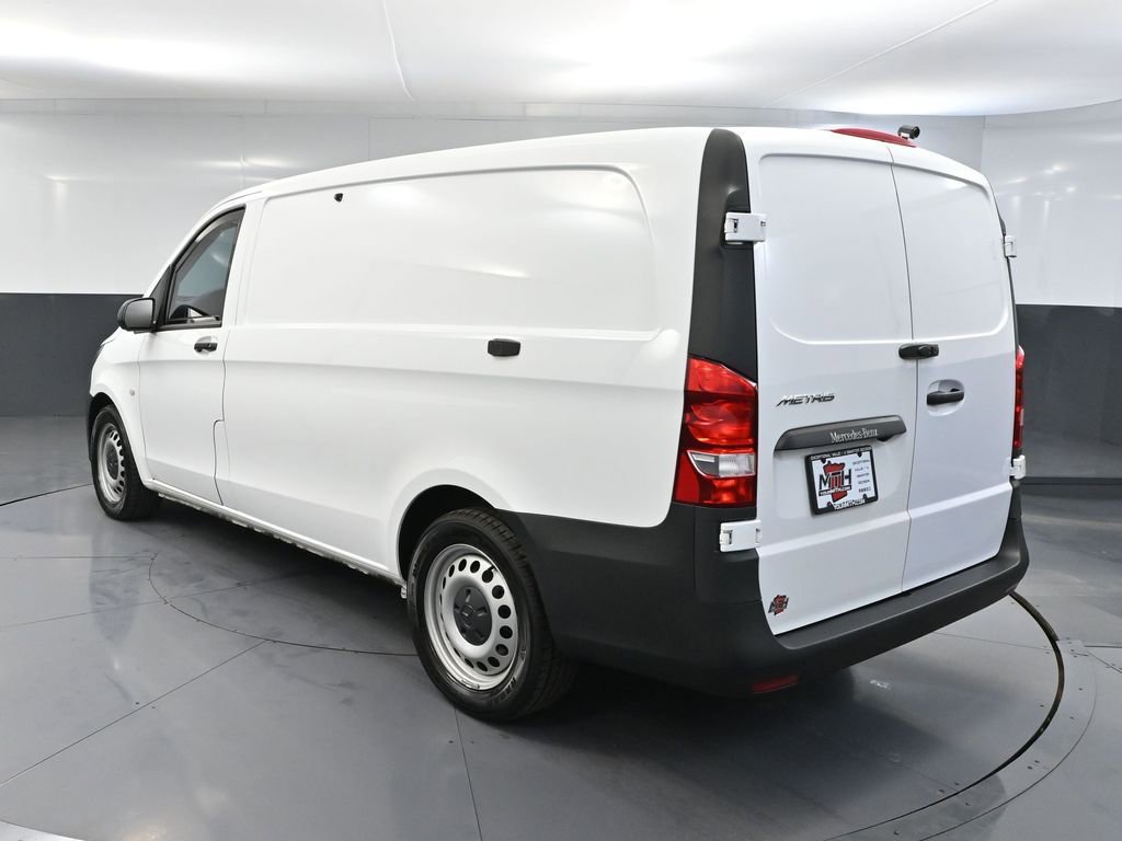 Used 2023 Mercedes-Benz Metris image 6