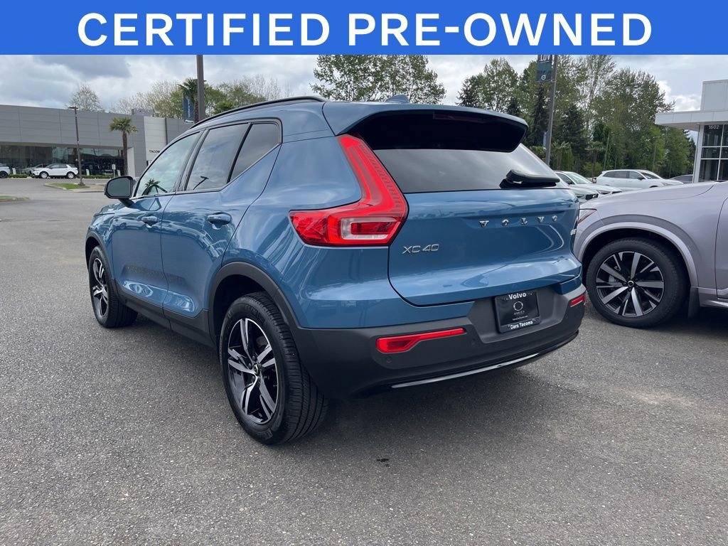 Certified 2024 Volvo XC40 B5 Core AWD/4WD image 3