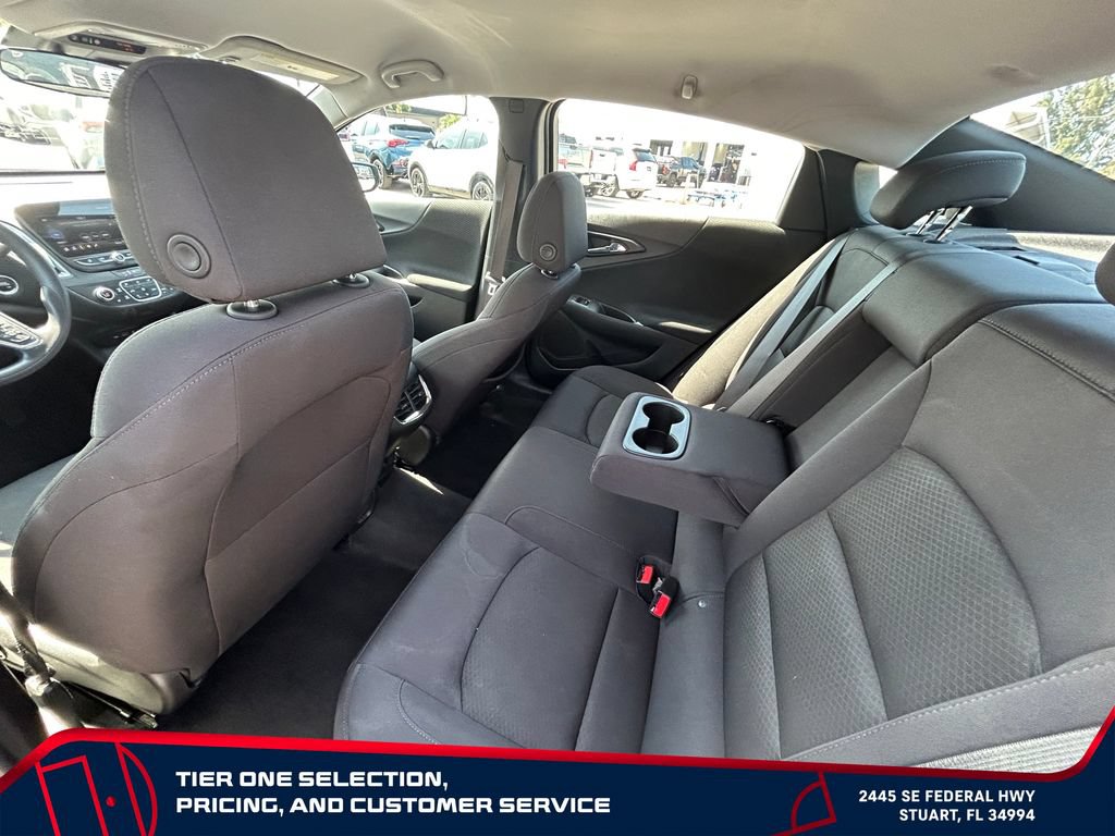Used 2025 Chevrolet Malibu LT FWD image 12