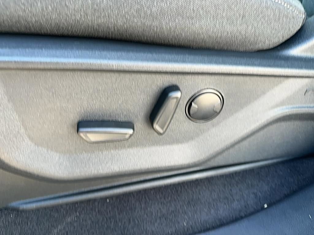 New 2025 Ford F150 XLT w/ Equipment Group 302A MID image 12