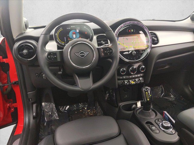 Used 2024 MINI Cooper SE FWD image 18