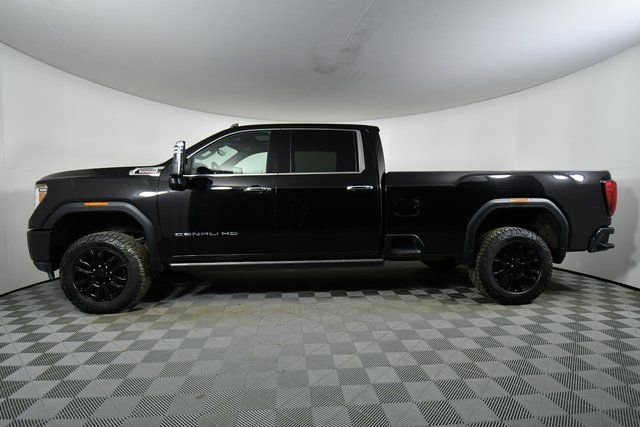Used 2021 GMC Sierra 3500 Denali w/ Denali Black Diamond Edition image 16