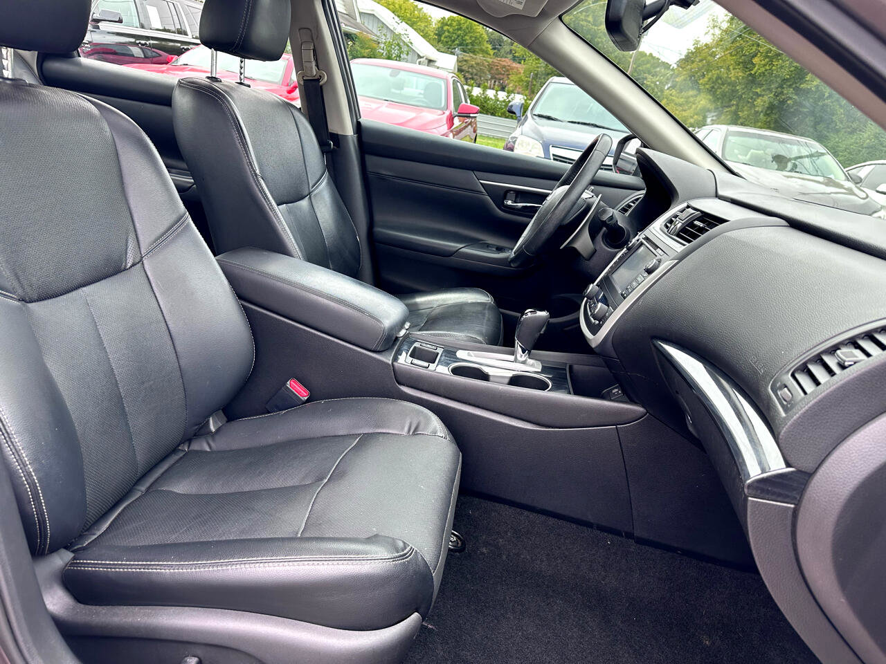 Used 2017 Nissan Altima 3.5 SL w/ 3.5SL Technology Package image 11