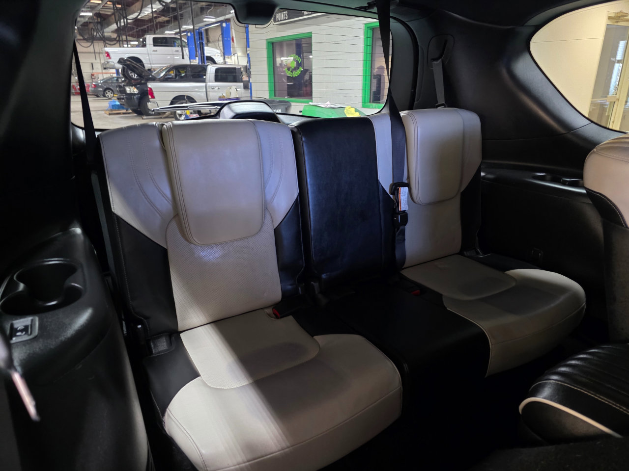 Used 2019 INFINITI QX80 Limited w/ All-Season Package image 28