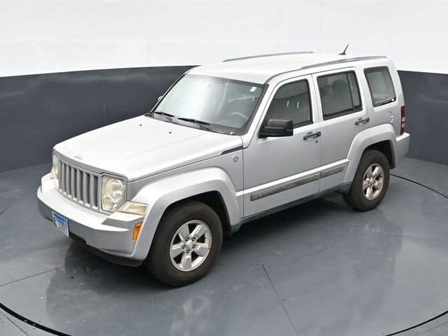 Used 2011 Jeep Liberty Sport AWD/4WD image 11