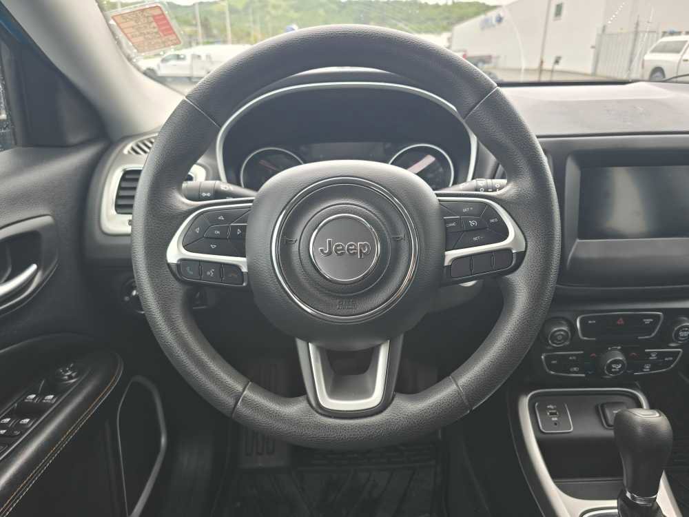 Used 2019 Jeep Compass Sport image 11