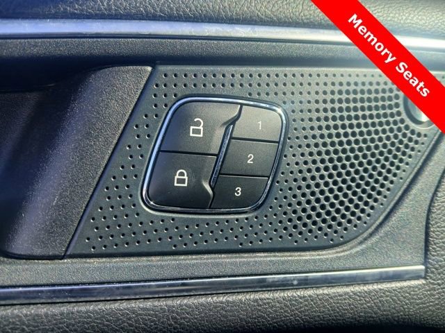 Used 2024 Ford Edge Titanium image 34