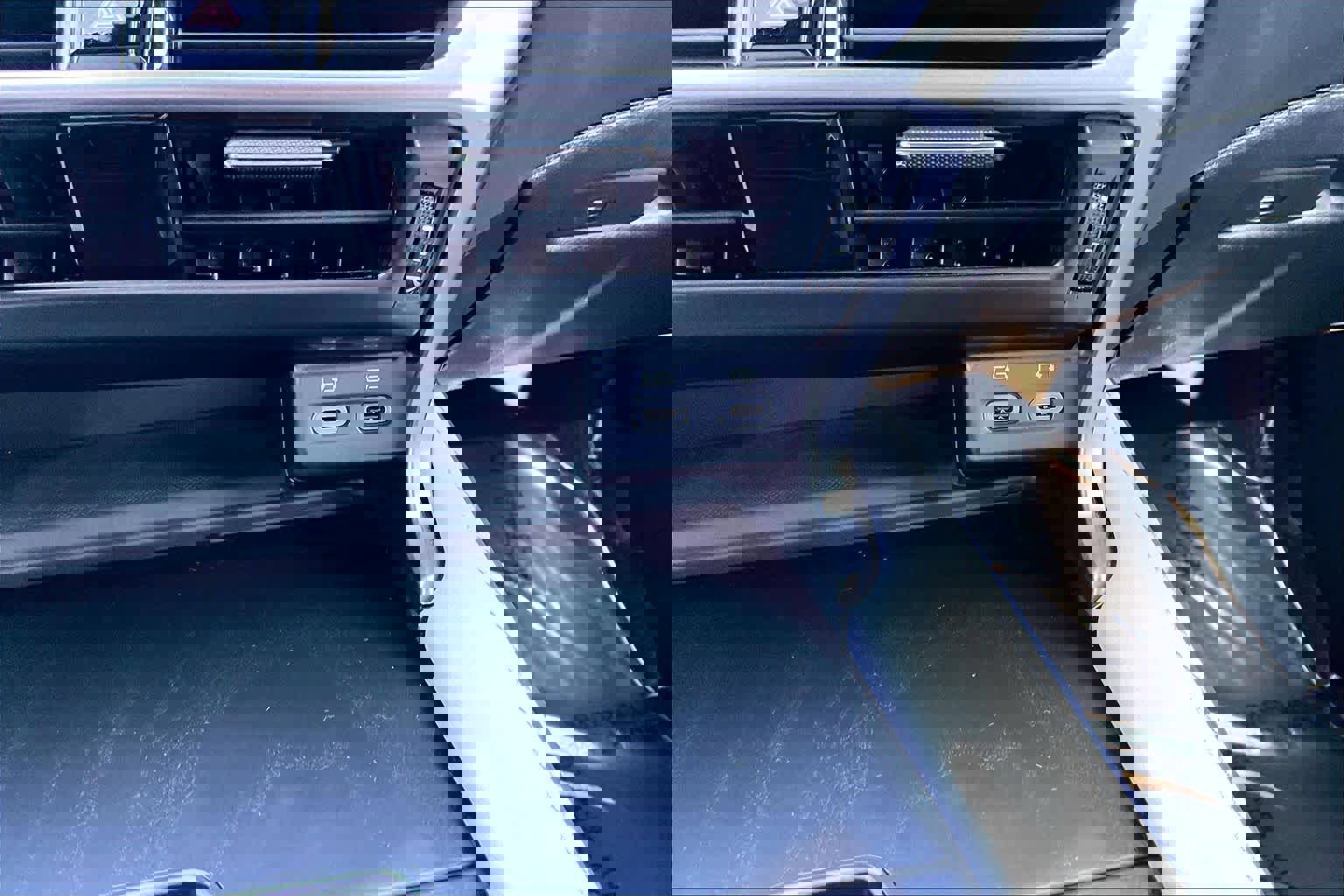 Used 2024 Lexus RX 350 Premium image 37