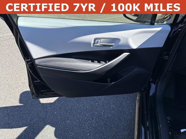 Used 2025 Toyota Corolla SE image 13