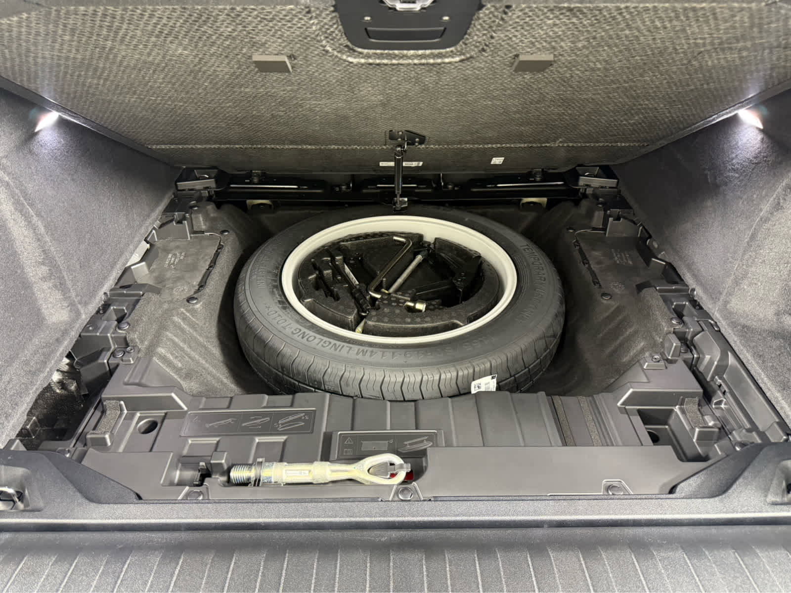 New 2026 BMW X5 xDrive40i w/ M Sport Package image 22