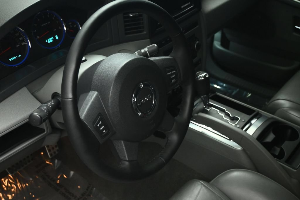 Used 2007 Jeep Grand Cherokee SRT8 w/ SRT Option Group I AWD/4WD image 48
