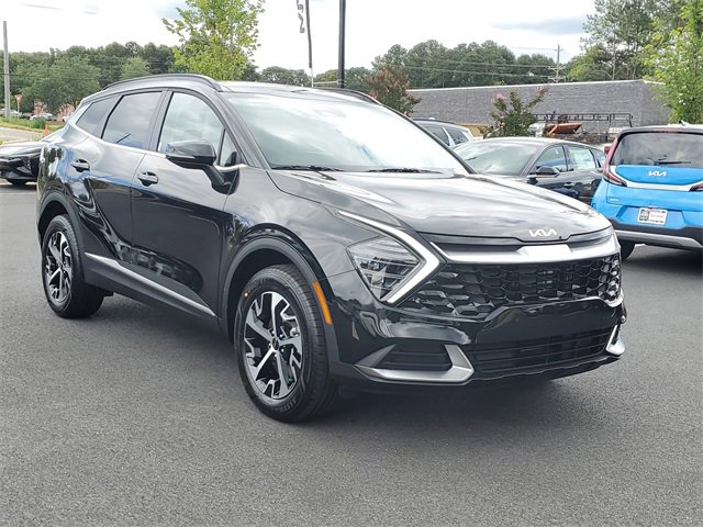 New 2025 Kia Sportage EX image 2