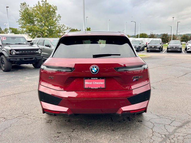 Used 2023 BMW iX M60 w/ Executive Package AWD/4WD image 10