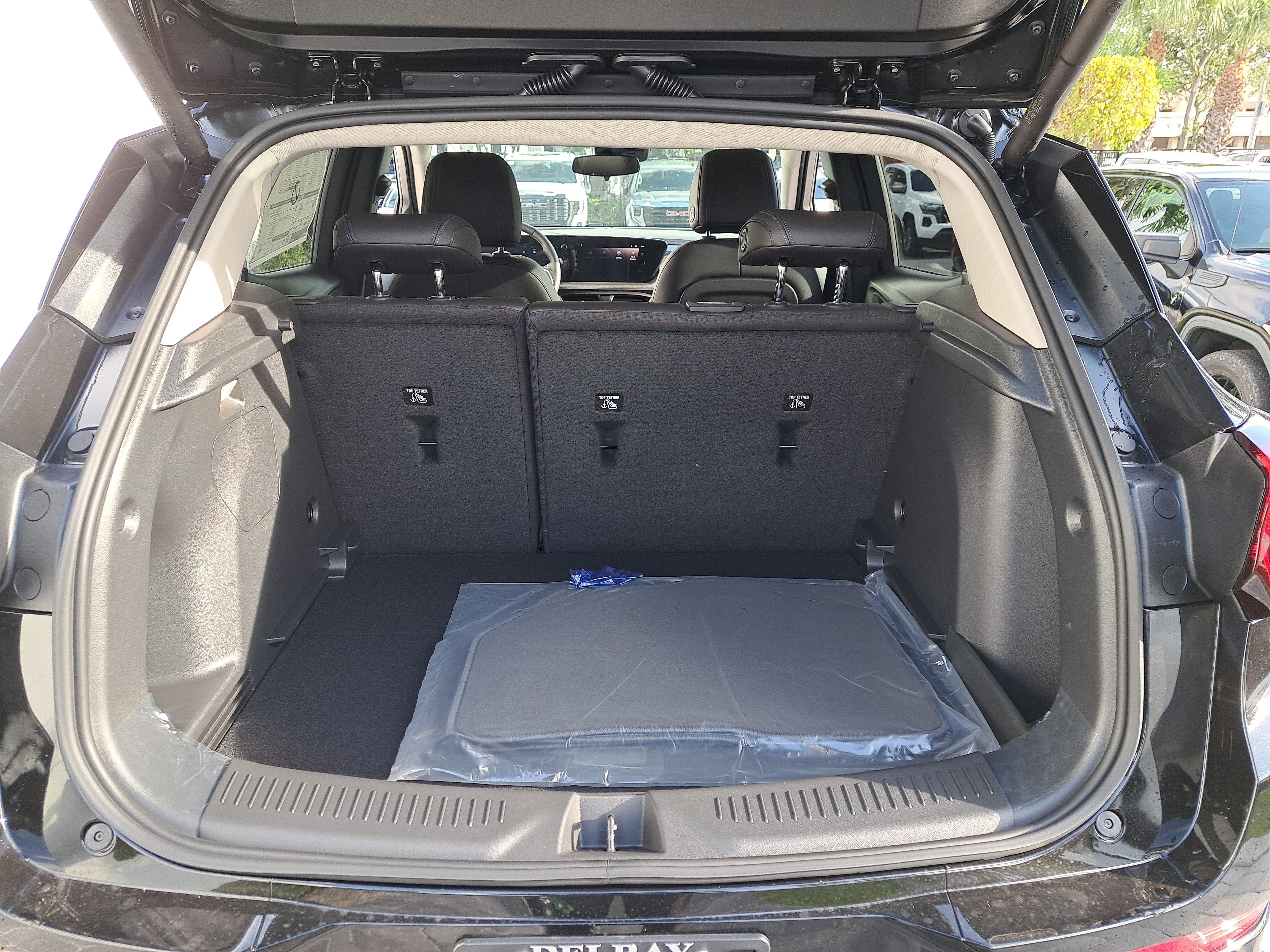 New 2026 Buick Encore GX Sport Touring w/ Comfort Package image 9