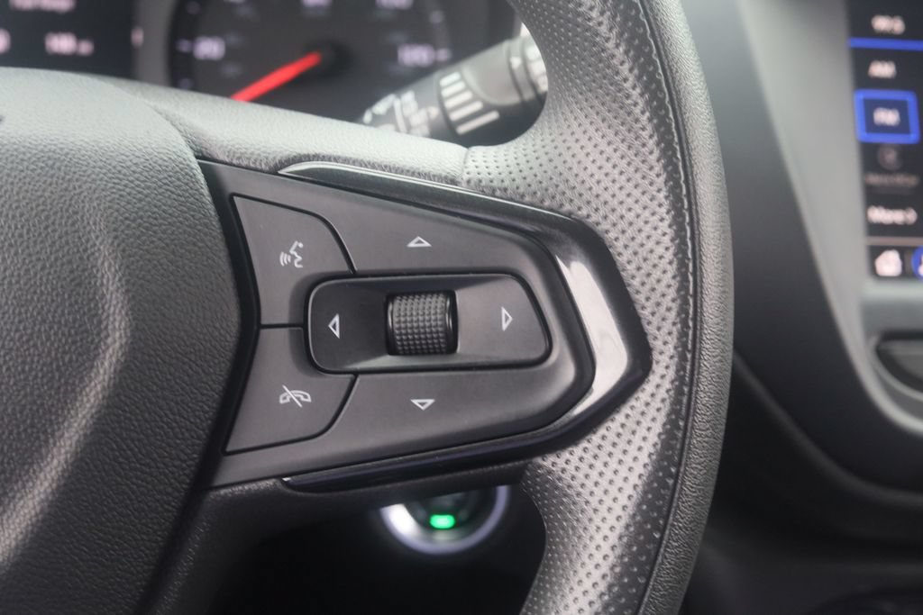 Used 2022 Chevrolet TrailBlazer LT AWD/4WD image 17