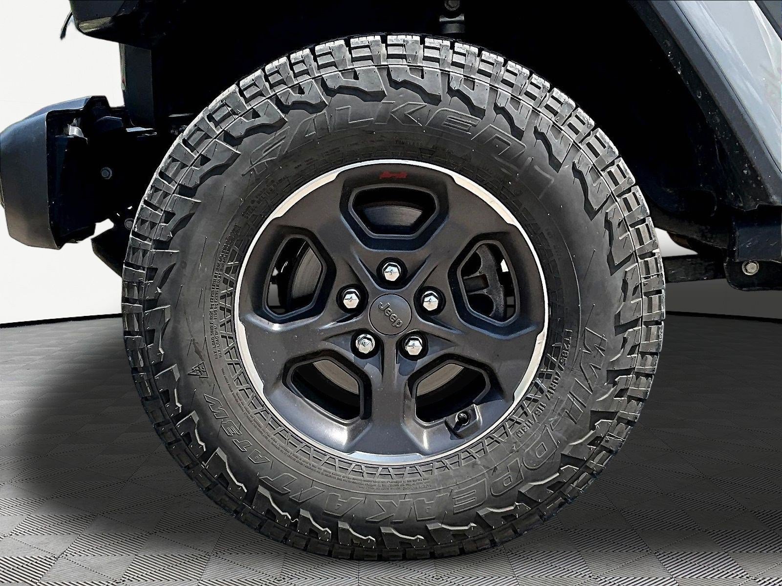 Used 2021 Jeep Gladiator Rubicon AWD/4WD image 34
