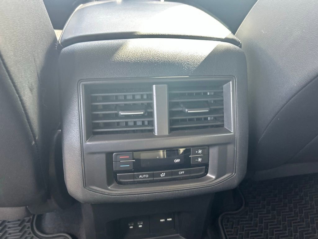 Certified 2023 Volkswagen Atlas SE image 44
