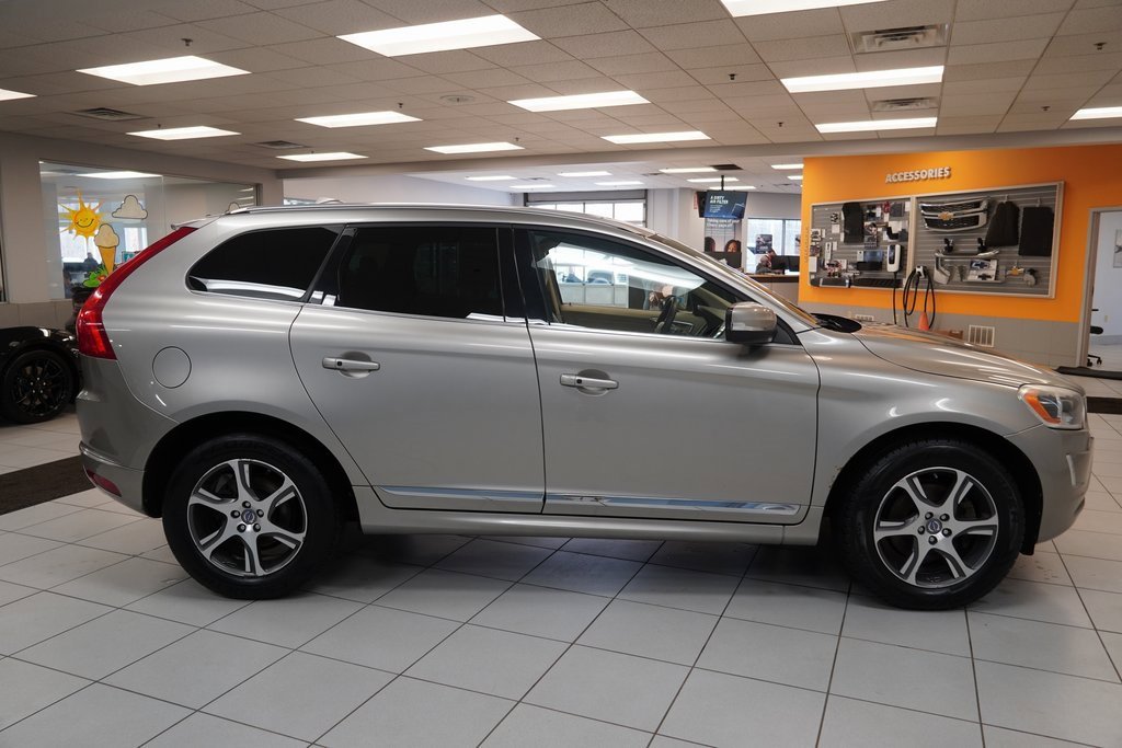 Used 2014 Volvo XC60 T6 image 15