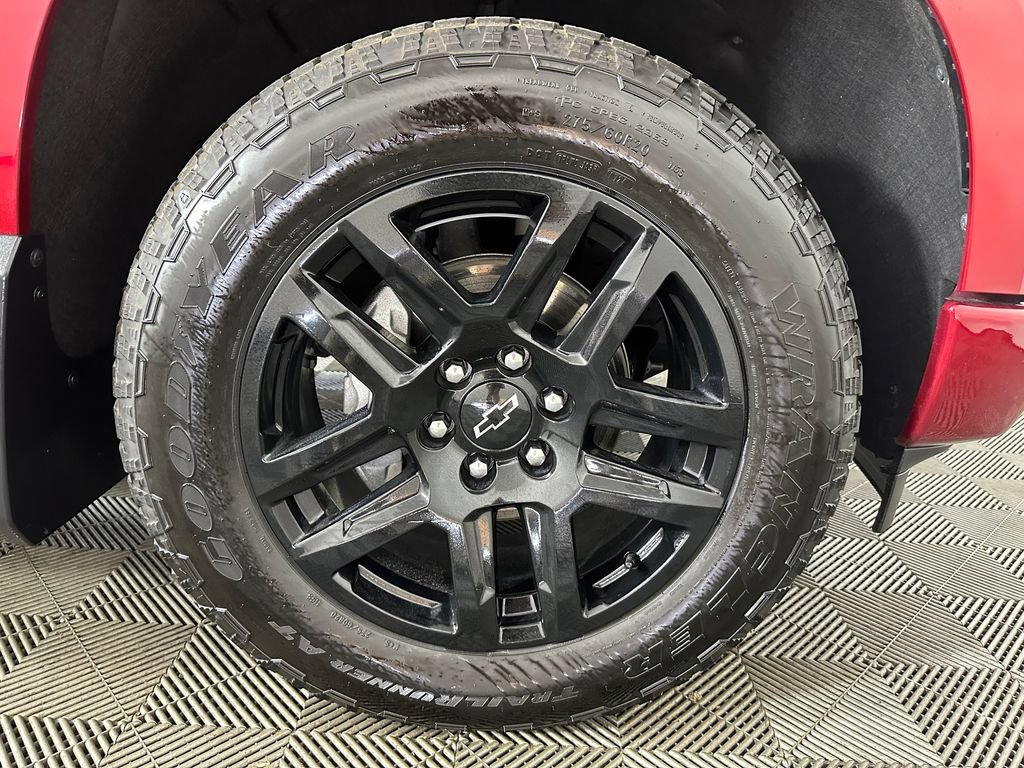 Used 2024 Chevrolet Silverado 1500 RST AWD/4WD image 33
