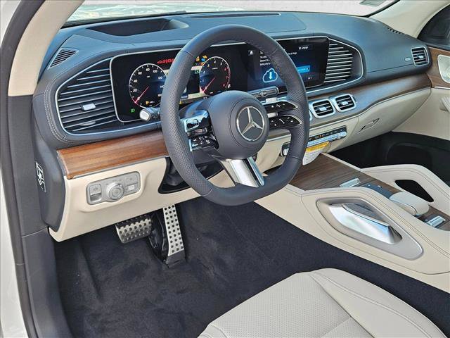 New 2026 Mercedes-Benz GLS 450 4MATIC image 9