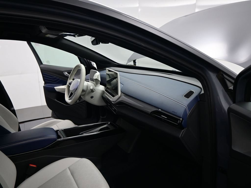 Used 2023 Volkswagen ID.4 Pro S image 17