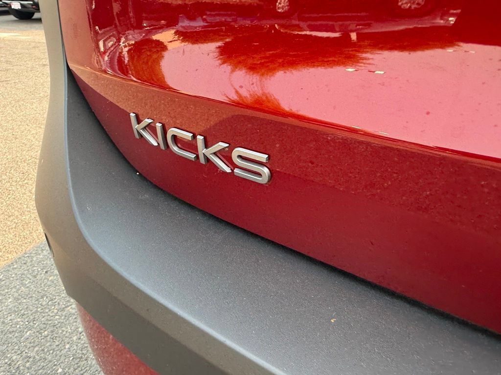 Certified 2026 Nissan Kicks SR w/ Cold Weather Package AWD/4WD image 7