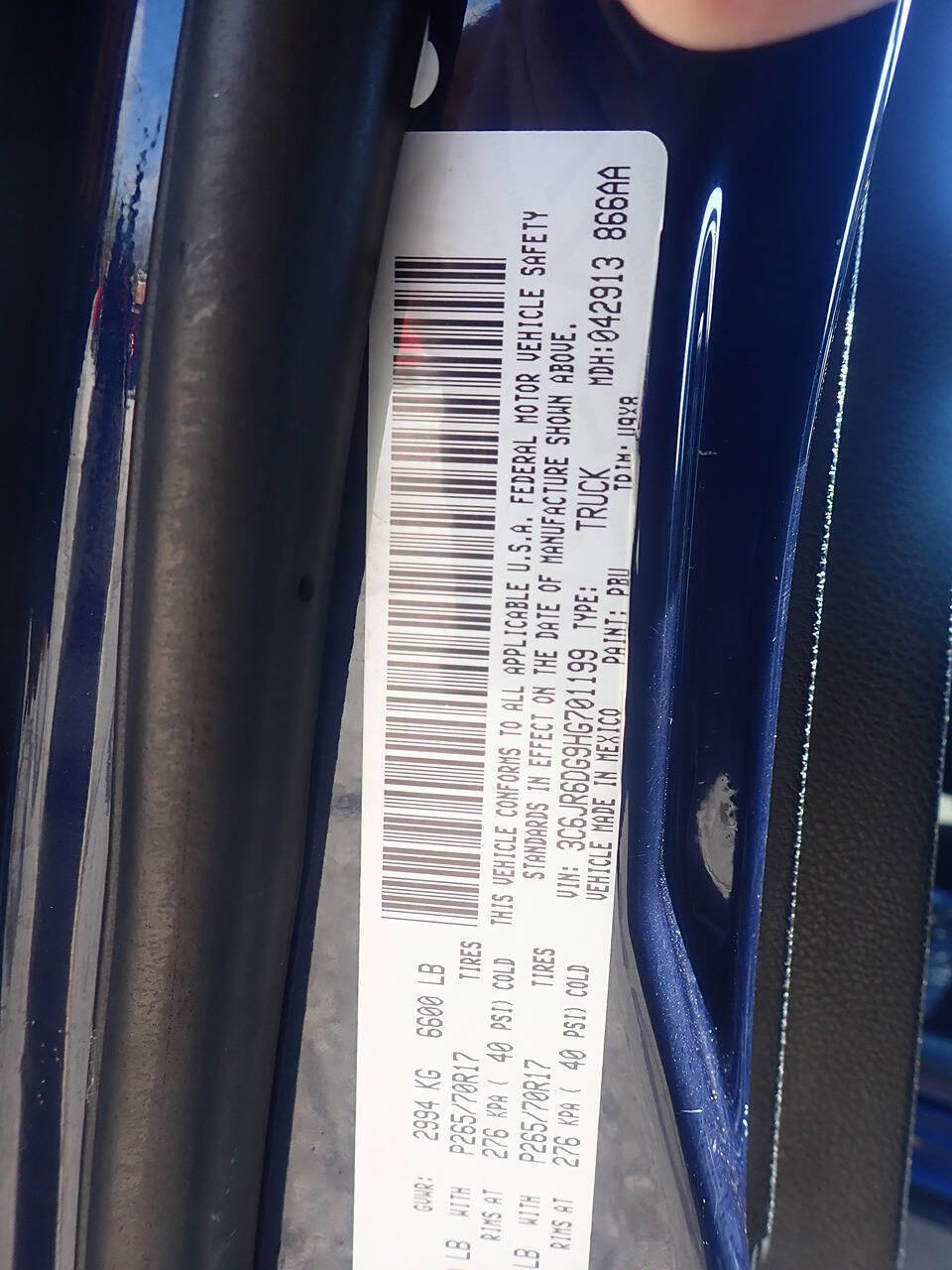 Used 2017 RAM 1500 ST RWD image 11