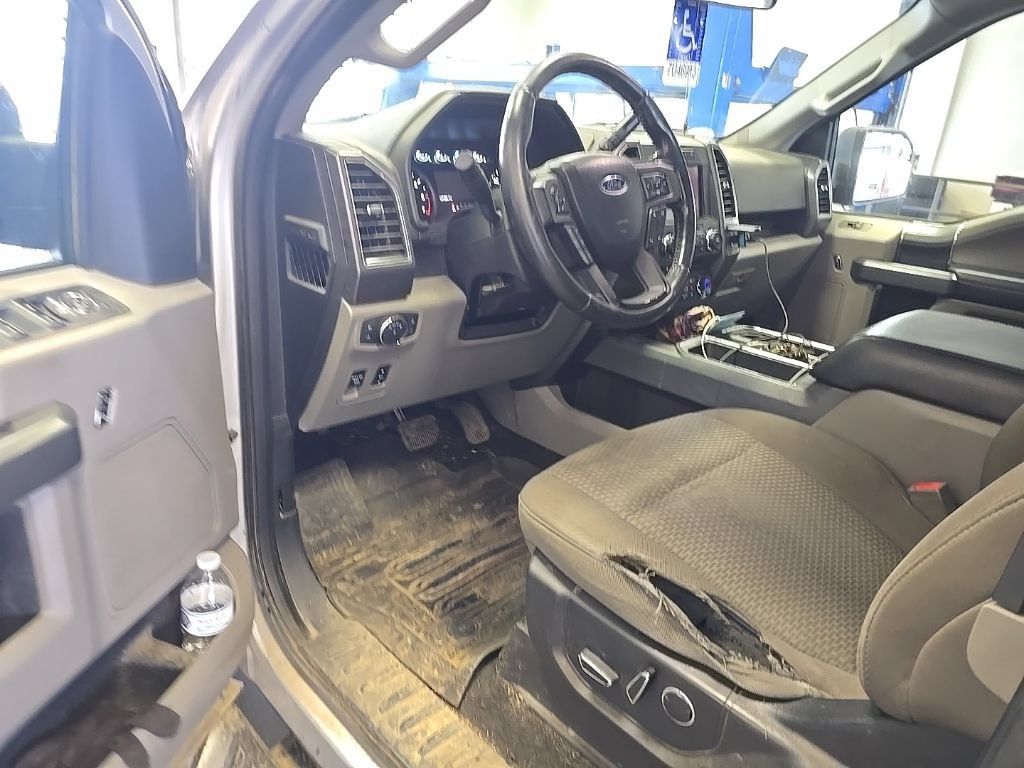 Used 2018 Ford F150 XLT w/ Equipment Group 302A Luxury AWD/4WD image 5