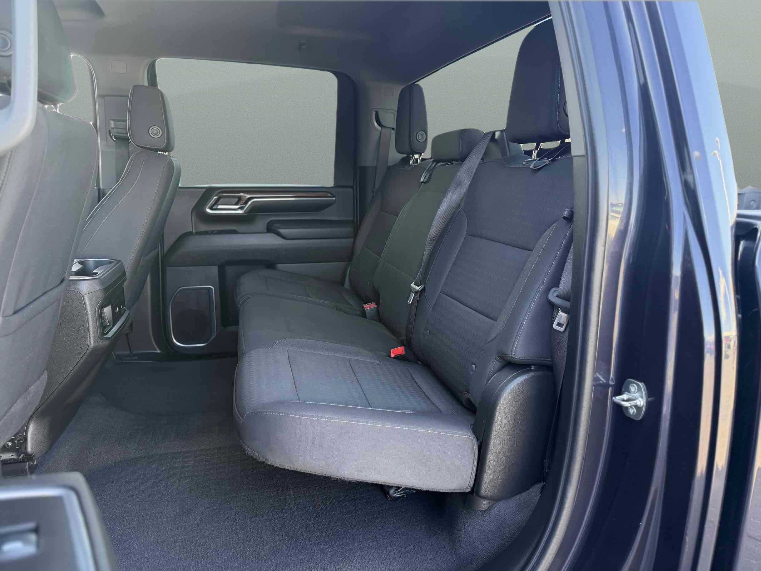 Used 2024 Chevrolet Silverado 2500 LT w/ Texas Edition AWD/4WD image 12