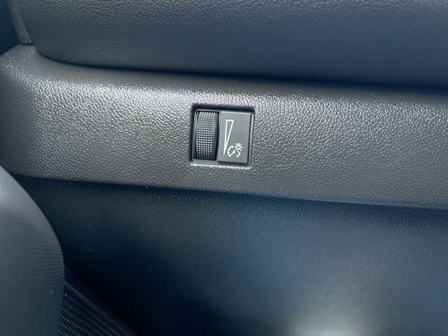 Used 2024 Chevrolet Colorado LT w/ LT Convenience Package image 17