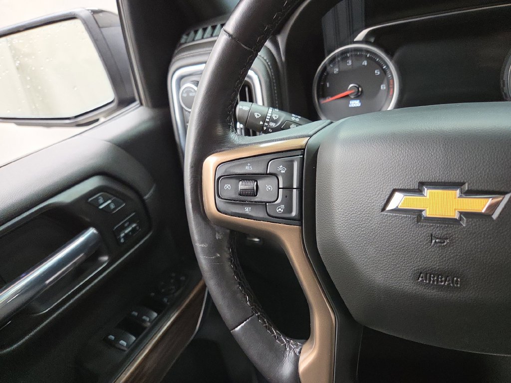 Used 2021 Chevrolet Silverado 1500 High Country w/ Technology Package AWD/4WD image 20