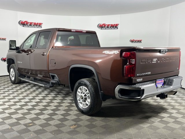 Used 2024 Chevrolet Silverado 2500 LT image 6