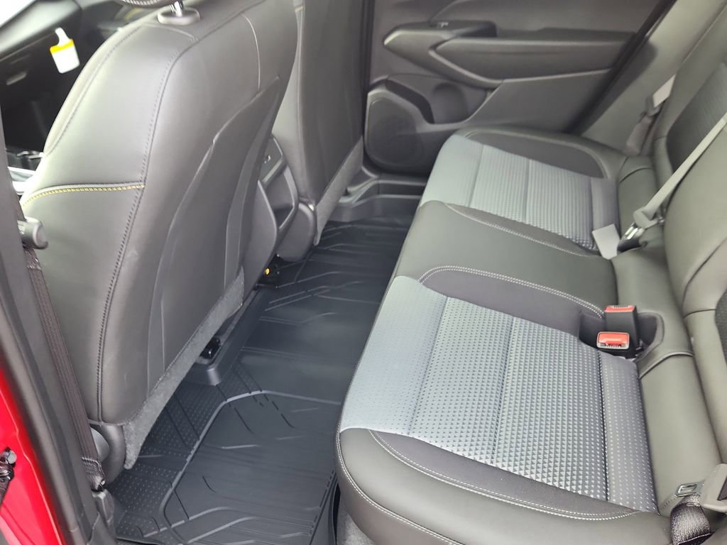 New 2026 Chevrolet Trax LT w/ Sunroof Package image 11