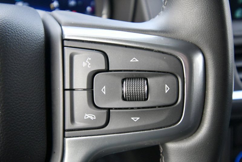 Used 2024 Chevrolet Suburban LT AWD/4WD image 24