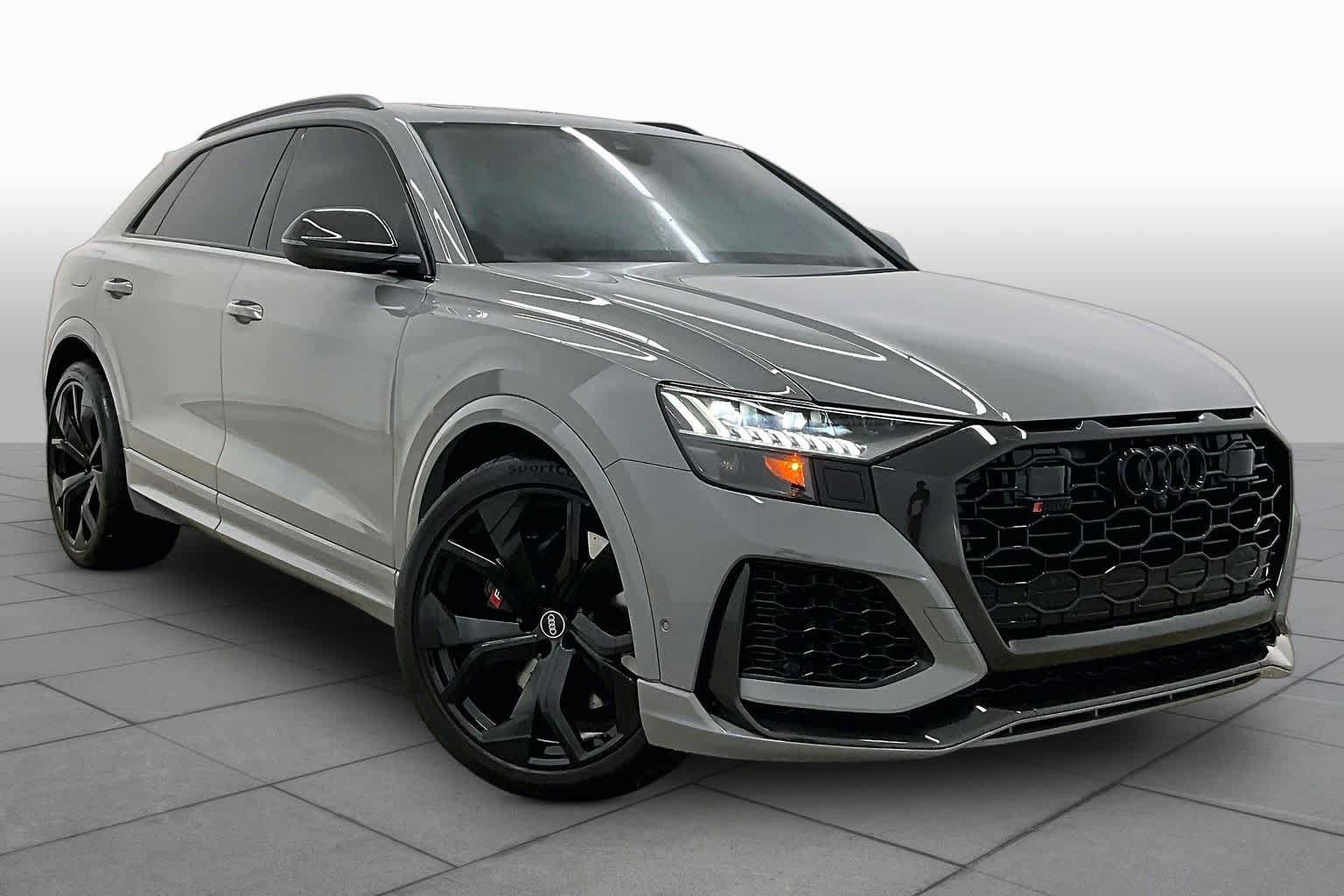 Used 2024 Audi RS Q8 AWD/4WD image 3