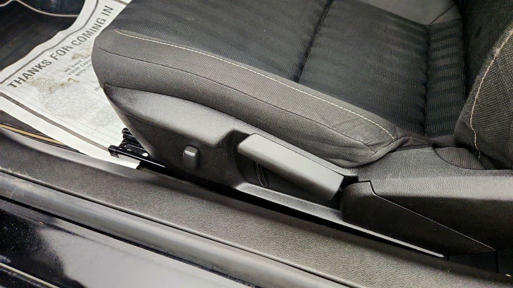 Used 2012 Chevrolet Camaro LS RWD image 11