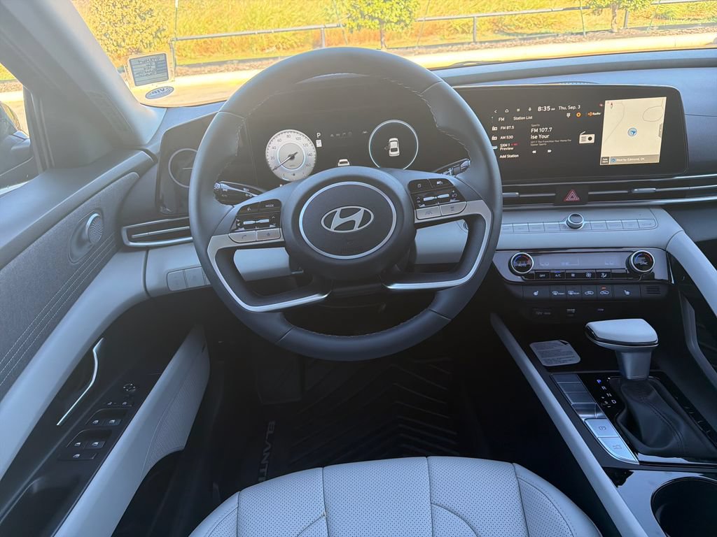 New 2026 Hyundai Elantra Limited FWD image 21