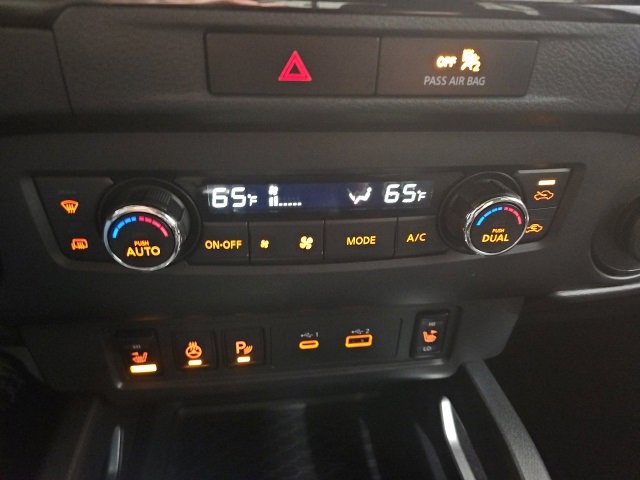 Used 2022 Nissan Frontier SV image 24