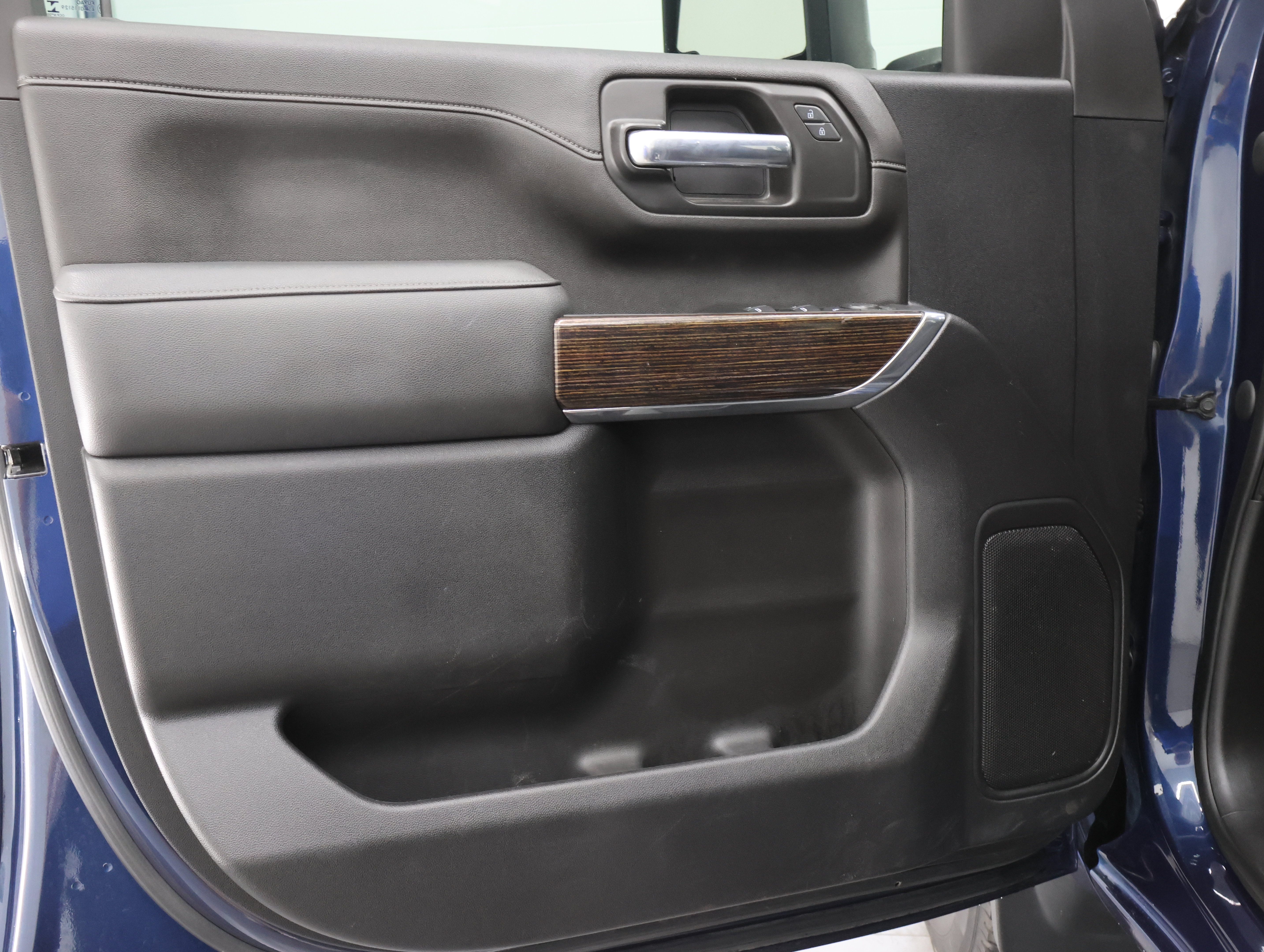 Used 2023 GMC Sierra 2500 SLE AWD/4WD image 36