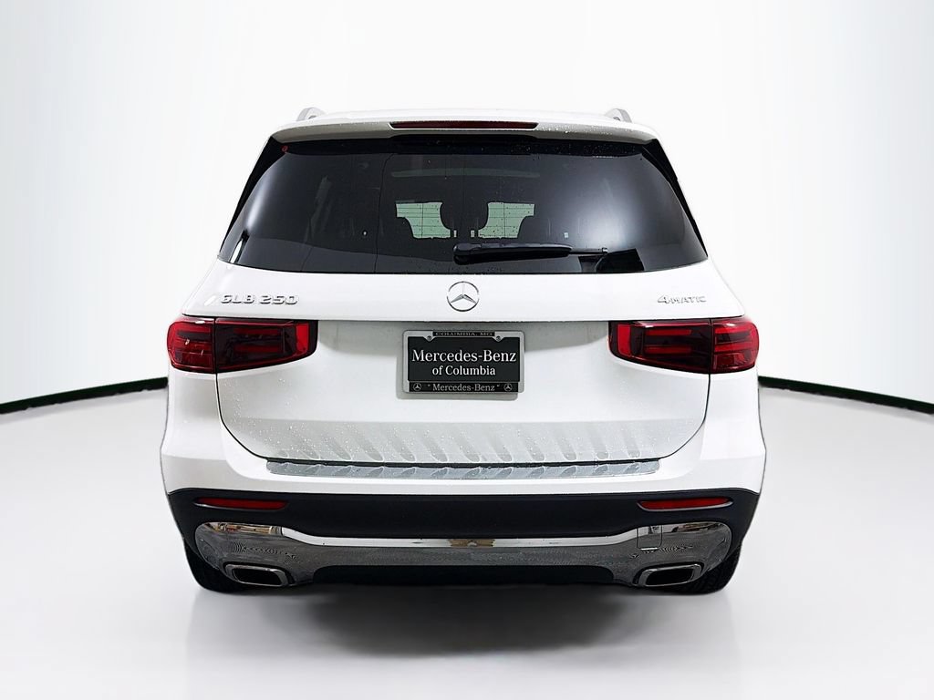 New 2026 Mercedes-Benz GLB 250 4MATIC image 6