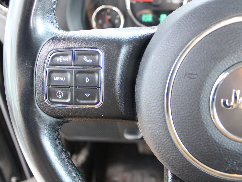 Used 2018 Jeep Wrangler Sport S image 15