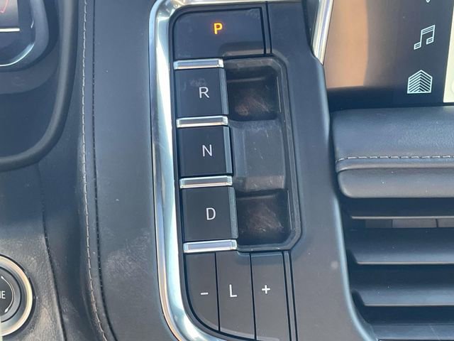 Used 2024 Chevrolet Tahoe High Country image 21