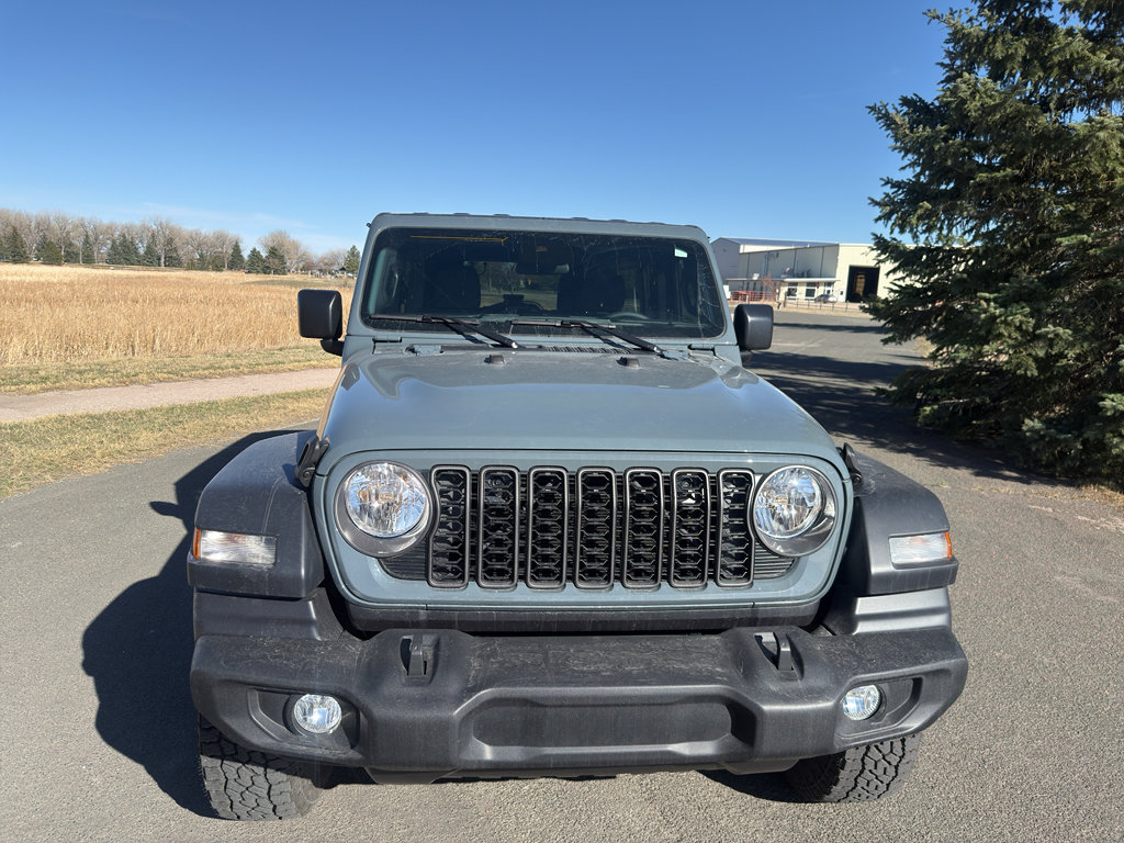 Used 2024 Jeep Wrangler Sport S AWD/4WD image 3