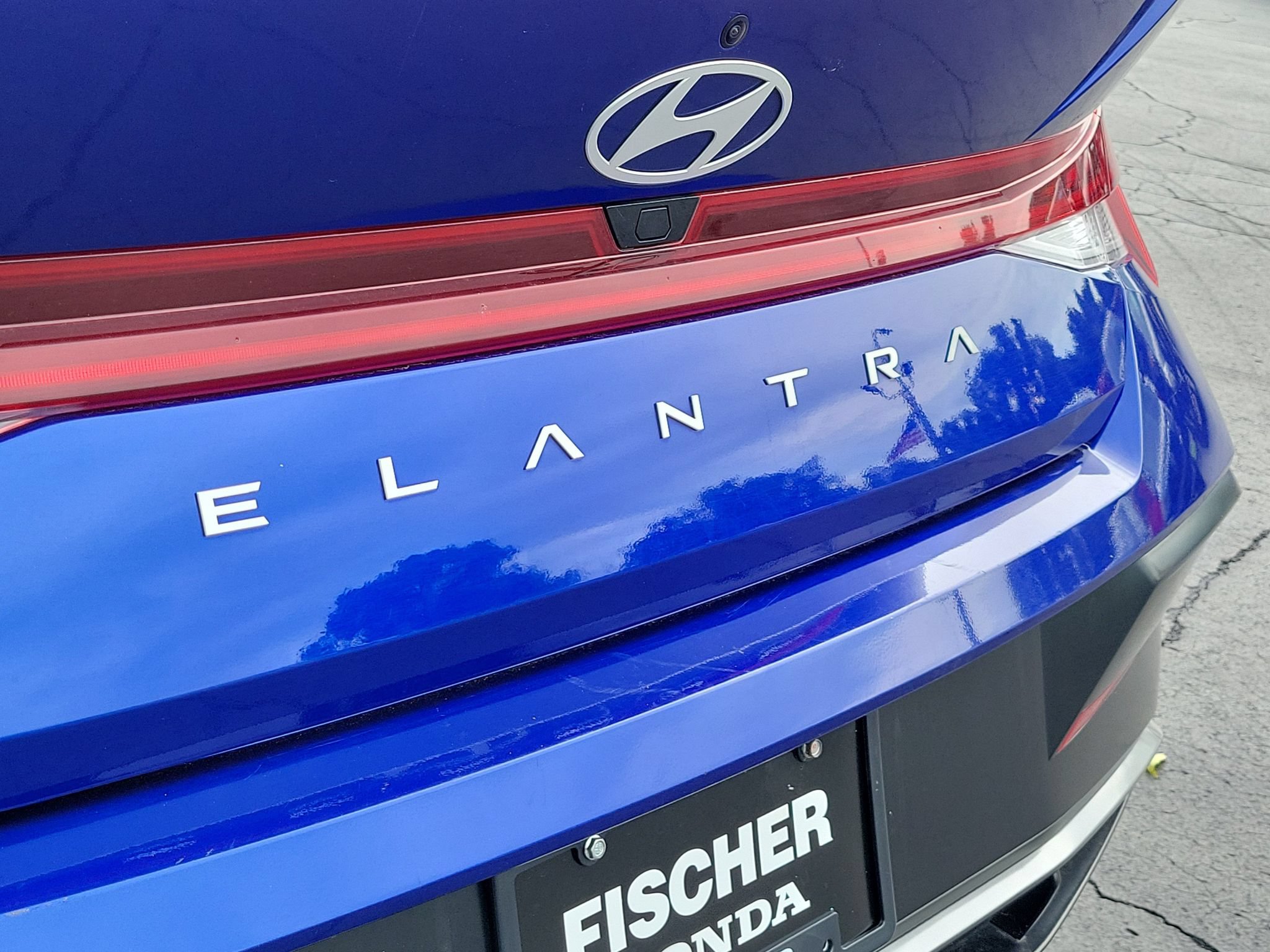 Used 2025 Hyundai Elantra SEL FWD image 29