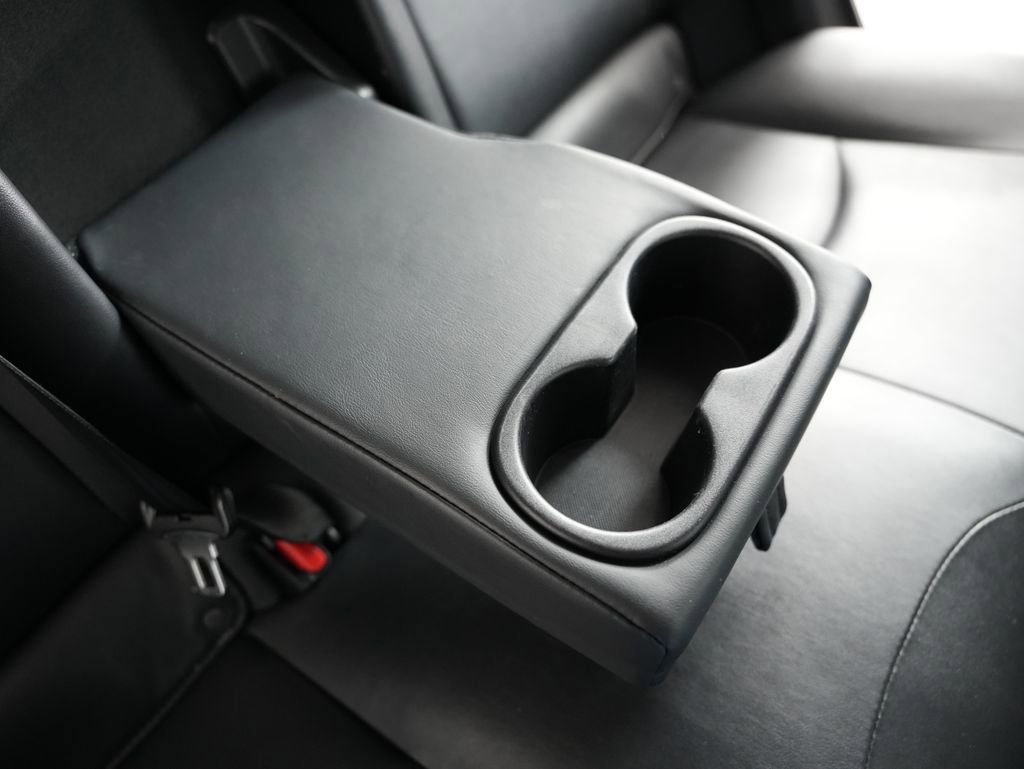 Used 2020 Toyota Prius Limited FWD image 39