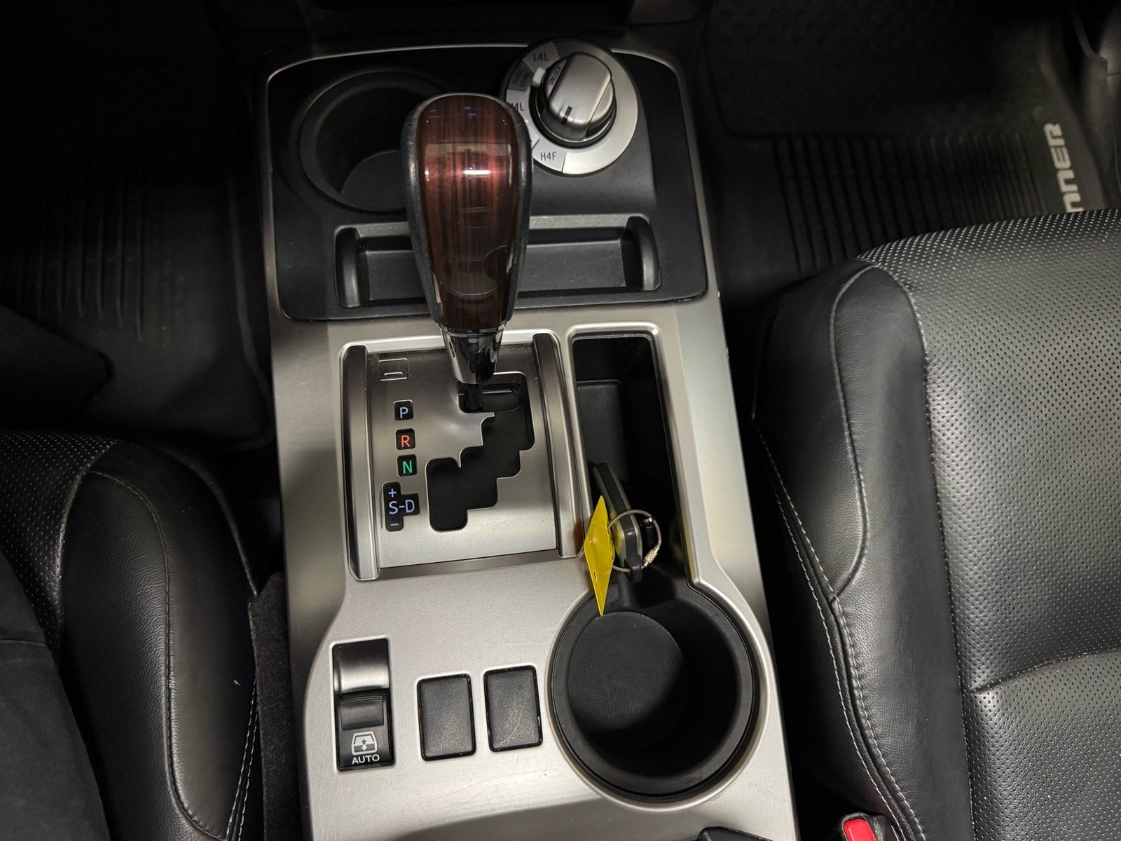 Used 2017 Toyota 4Runner Limited AWD/4WD image 20