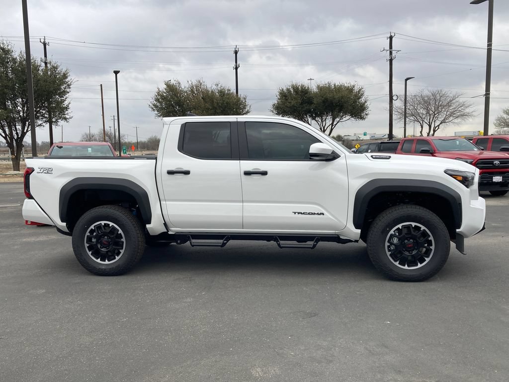 New 2026 Toyota Tacoma TRD Off-Road AWD/4WD image 4